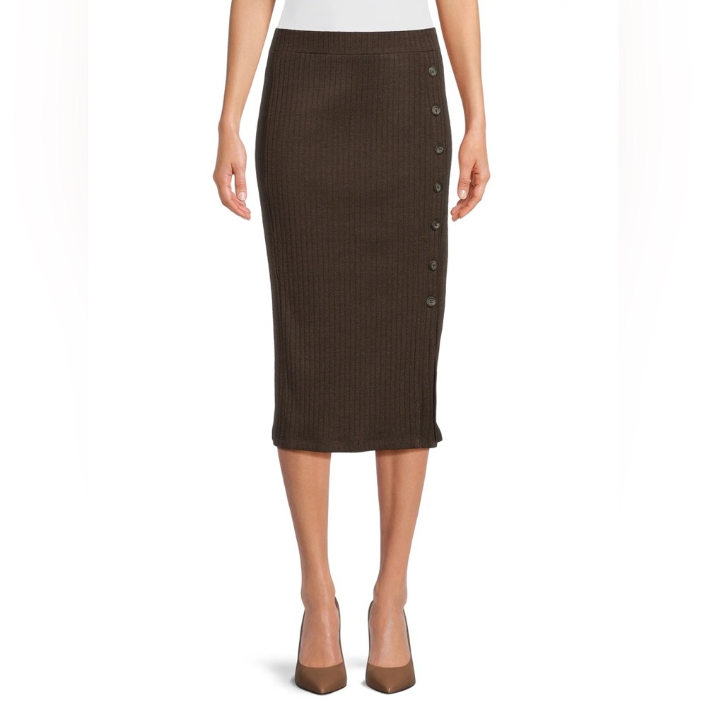 Ribbed buttoned midi skirt